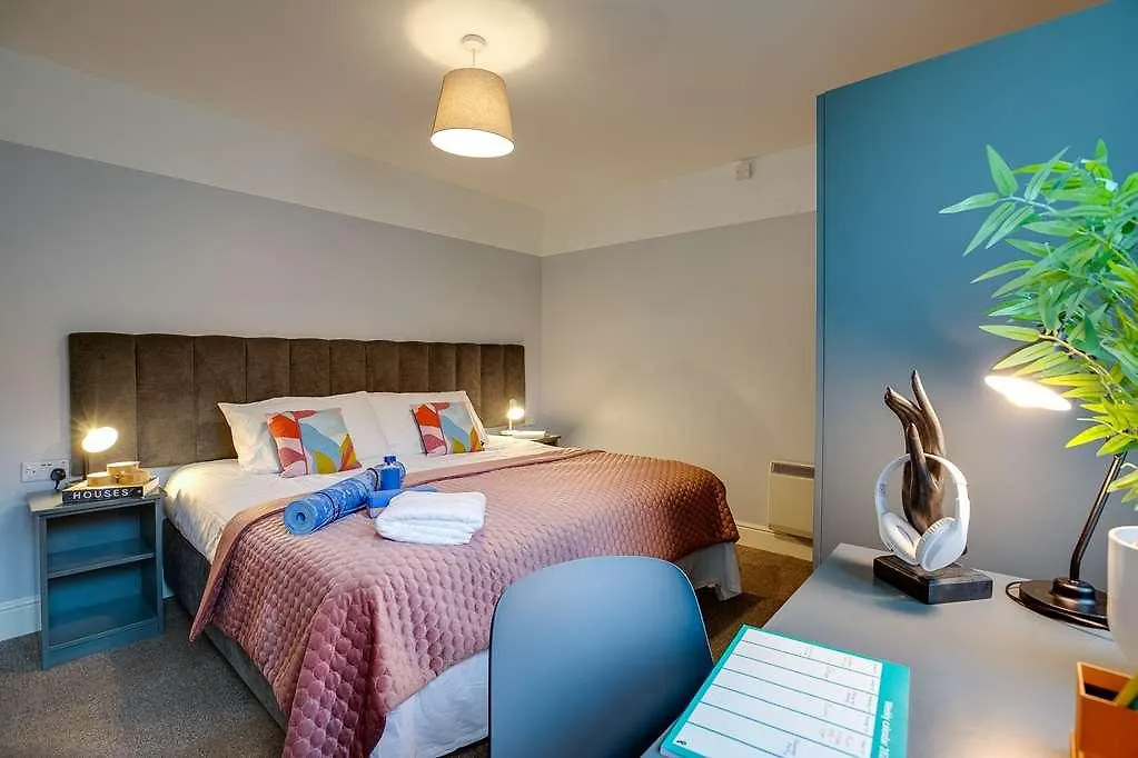Hotel Griffith Halls Of Residence Dublin