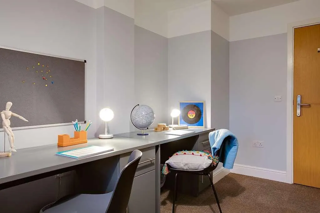 Hotel Griffith Halls Of Residence Dublin